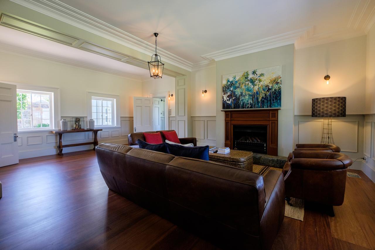 Goonoo Goonoo Station Hotel Tamworth Exterior photo The living room
