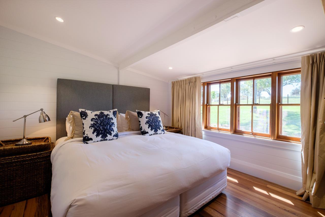 Goonoo Goonoo Station Hotel Tamworth Exterior photo A bedroom at the hotel